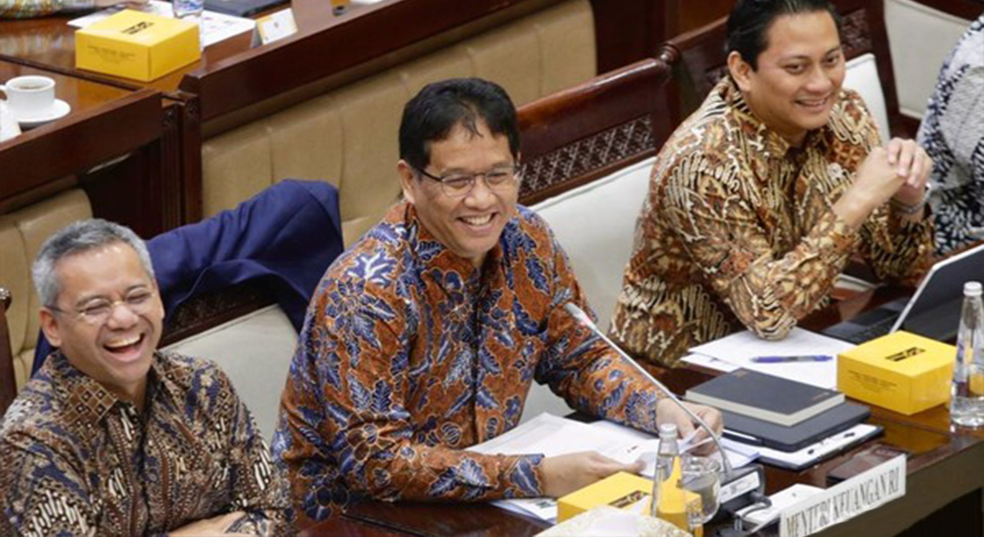 Purbaya Minta DPR Awasi APBN: Jangan Ekonomi Mau Runtuh.