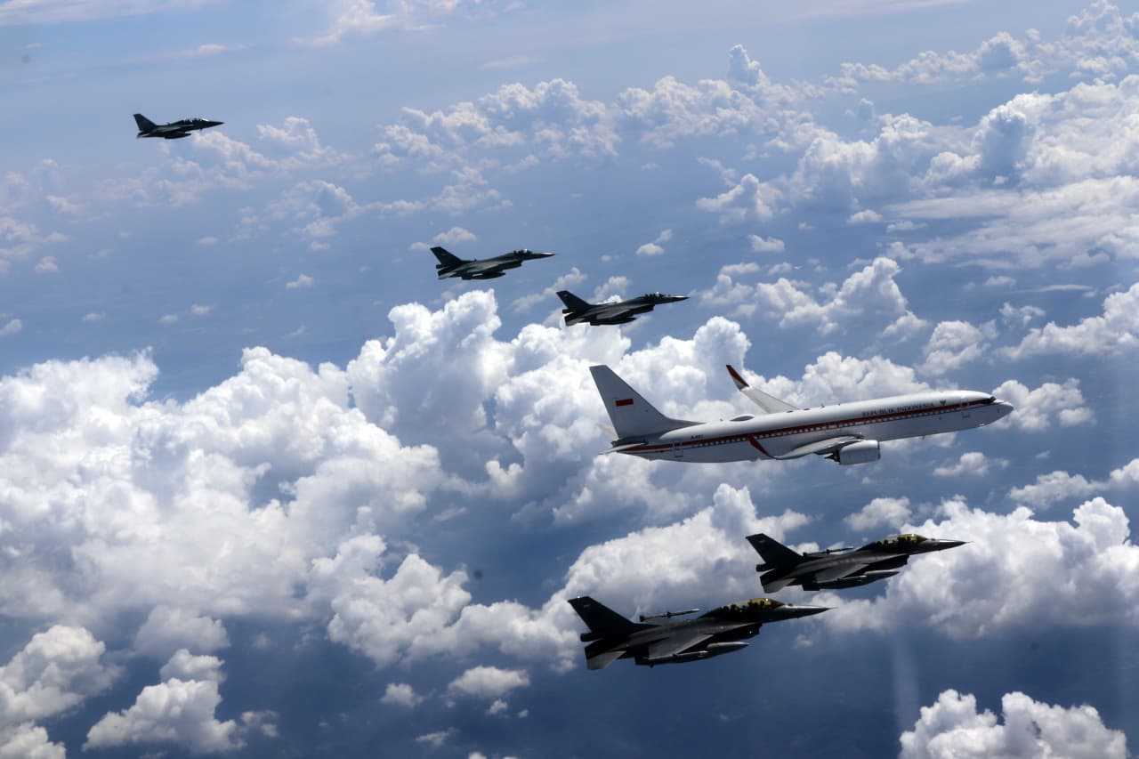 Pertahanan RI-AS: Kemlu Bantah Bebas Ruang Udara